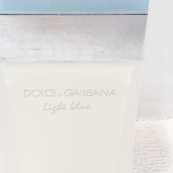 Light Blue by Dolce & Gabbana Perfume for Women 0.84 fl oz Spray Made in France - Picture 2 of 6